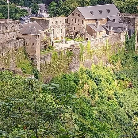 Villa Nelly B. Bouillon Esterno foto