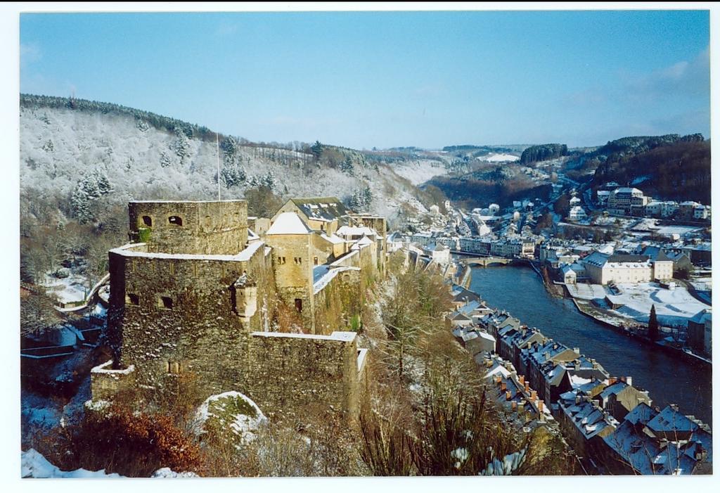 Villa Nelly B. Bouillon Esterno foto